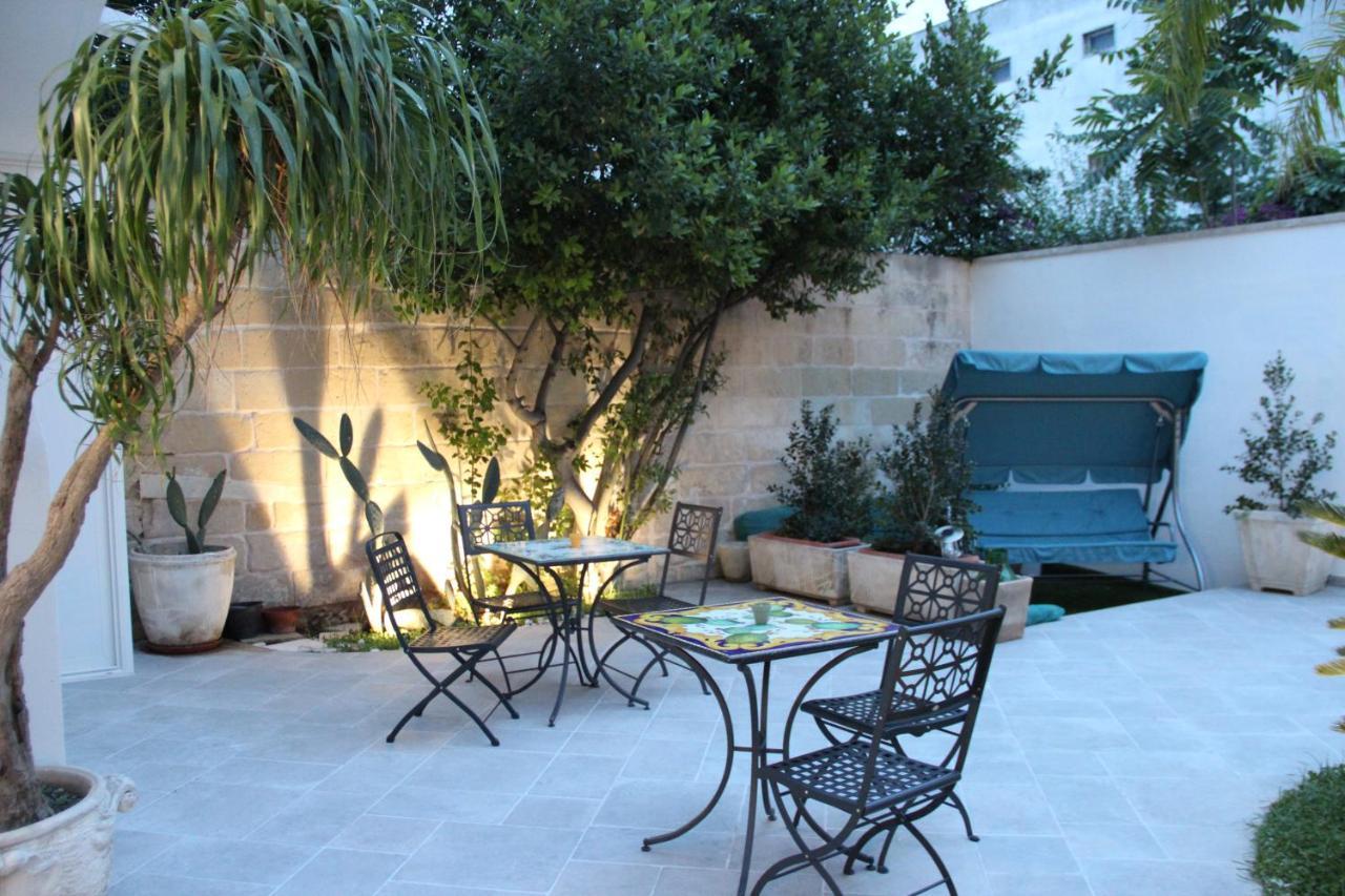 Il Giardino Della Scuncerta Bed & Breakfast Lecce Eksteriør bilde