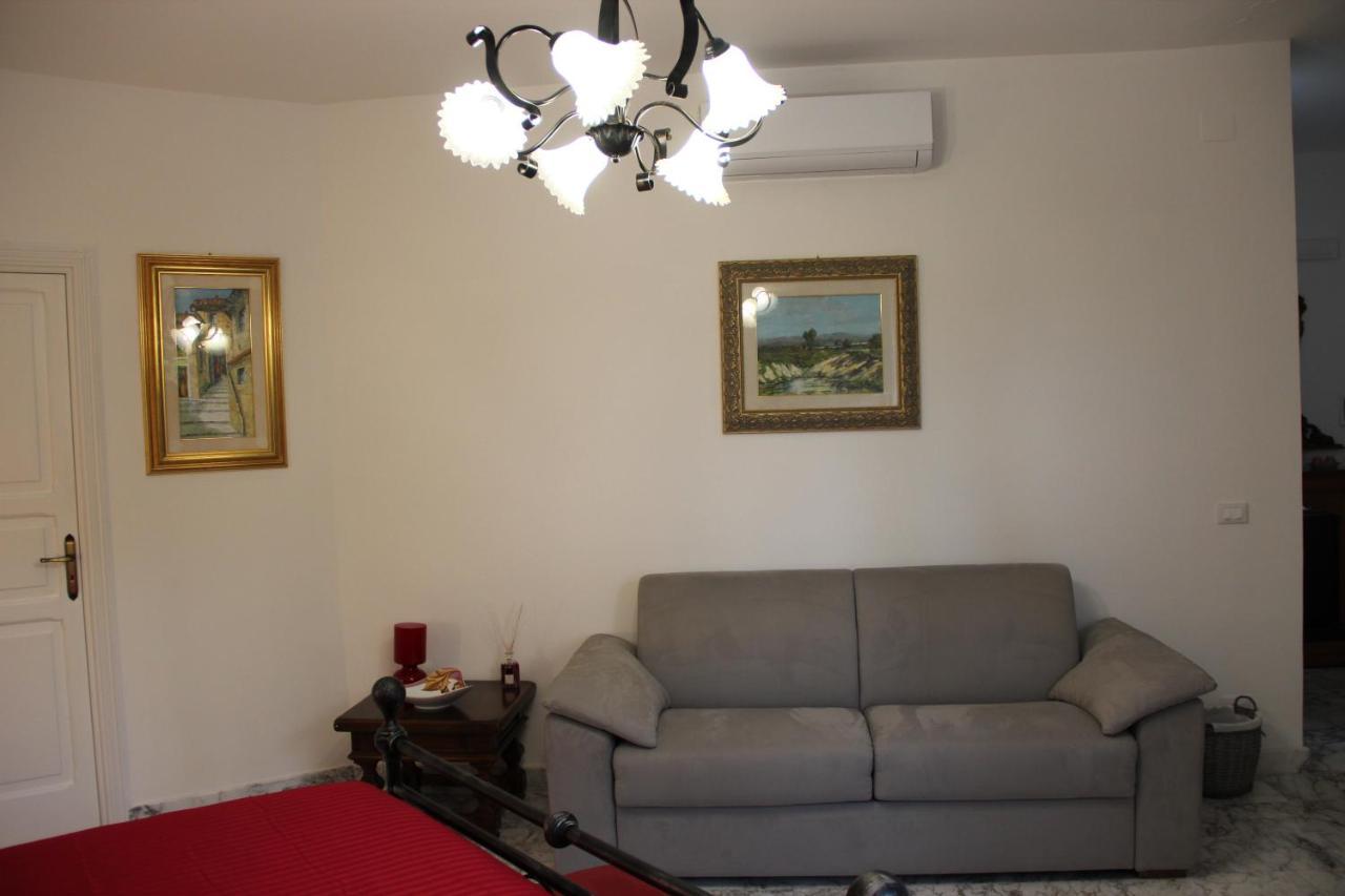 Il Giardino Della Scuncerta Bed & Breakfast Lecce Eksteriør bilde