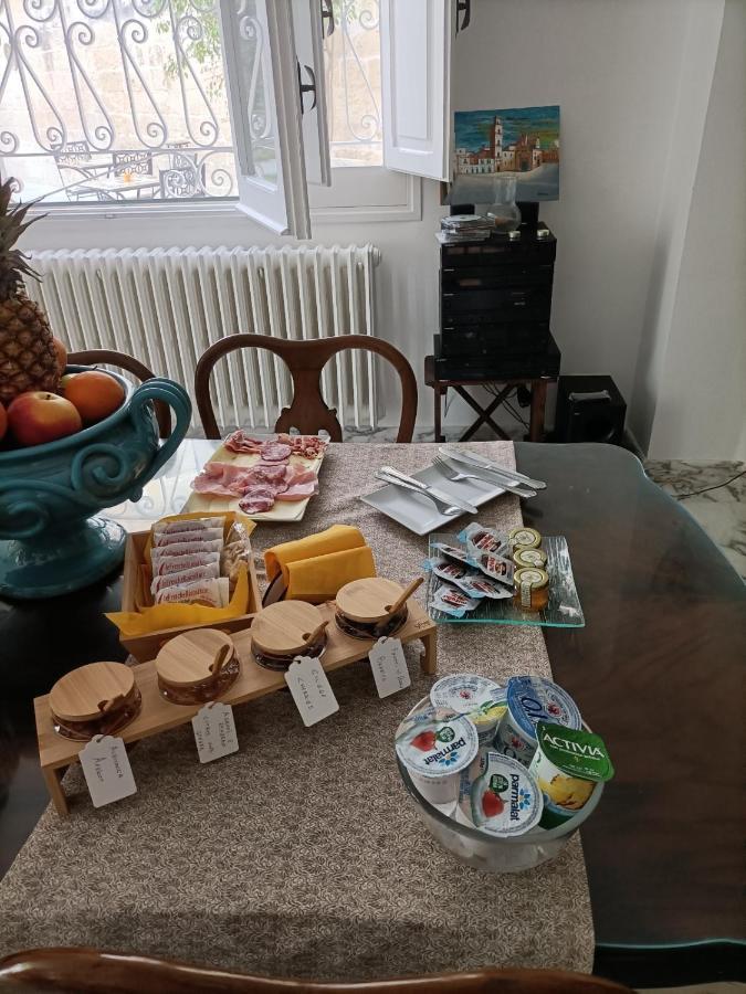 Il Giardino Della Scuncerta Bed & Breakfast Lecce Eksteriør bilde